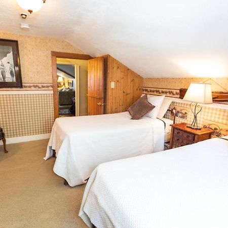 Waybury Inn East Middlebury ภายนอก รูปภาพ